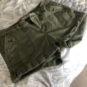 Olive Green Khaki Sylvester Shorts